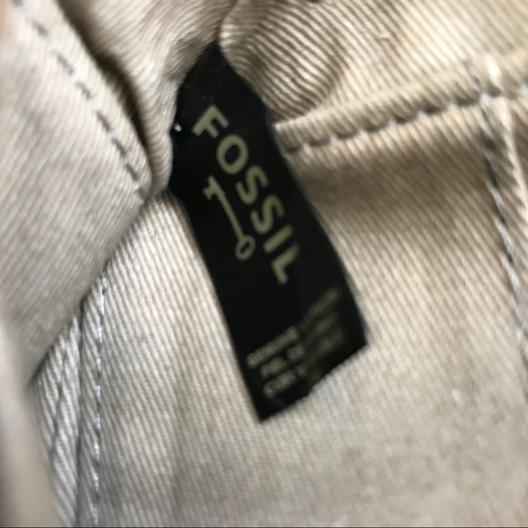 Fossil Zippered Wallet- - Picture 5 of 5